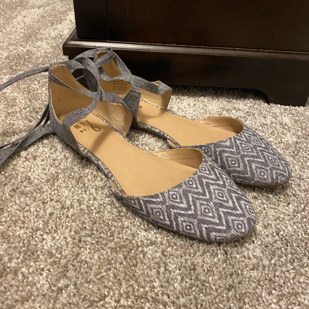 Mix 6 Lace Up Flats